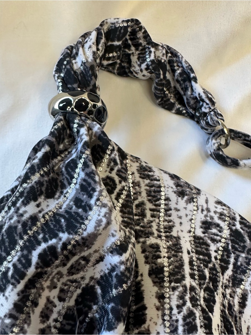 Miraclesuit Black and White Swimsuit - Picture 4 of 13